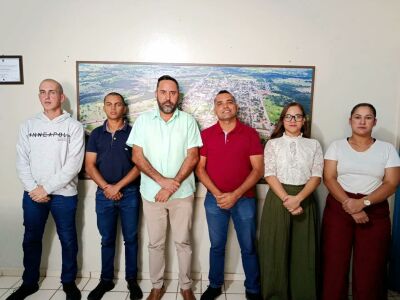 Imagem da notícia Comissão de formatura da PM visita prefeito de Alcinópolis em convite oficial para cerimônia